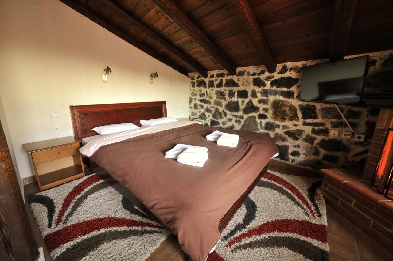Guesthouse Papastoikou Palaiós Ájos Athanásios Eksteriør bilde